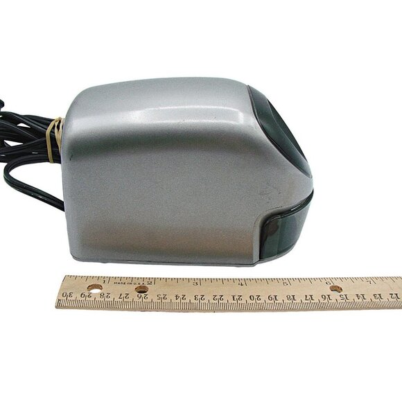 Staples 34462 Gray Black Electric Pencil Sharpener AC 120V/60HZ 0.2 Amps - Picture 4 of 6